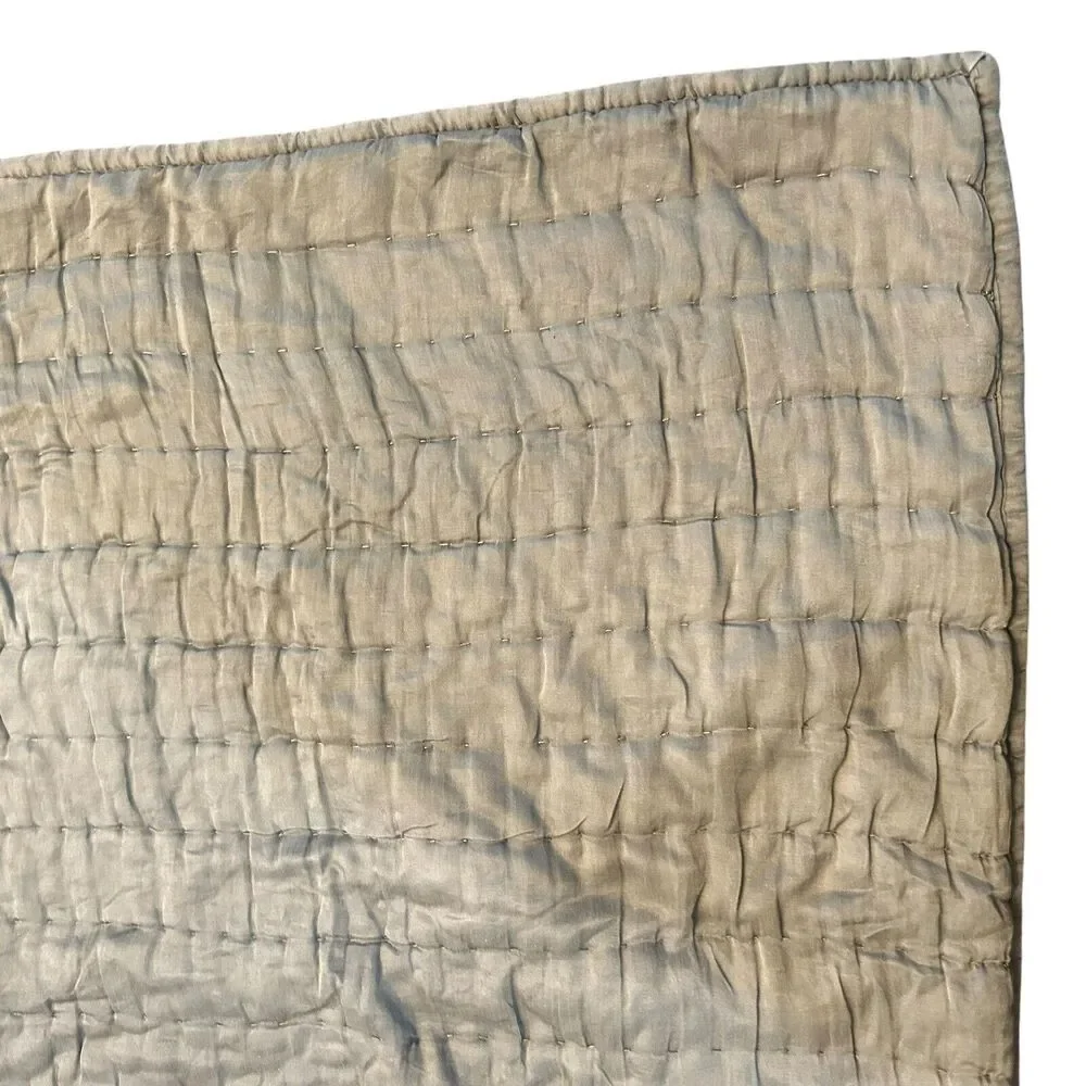Pottery Barn Silk Front Gray Channel Stitch Euro Sham Square Pillow Case 26”‎